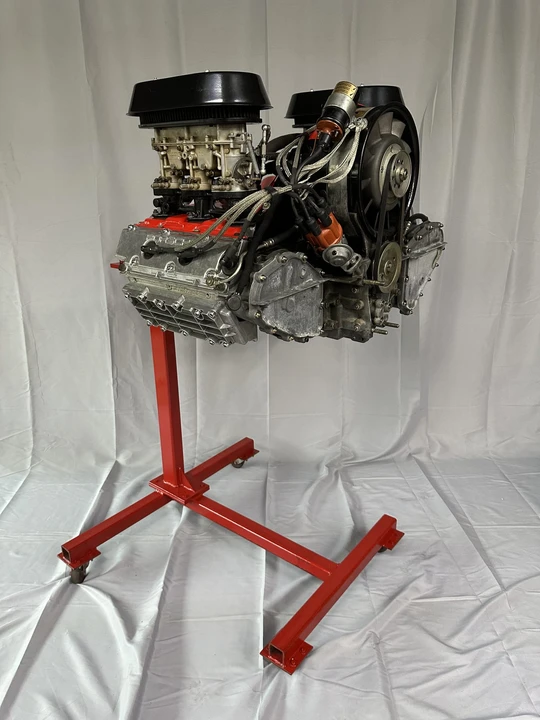 Parts & Memorabilia Engines - Image 6 of 31
