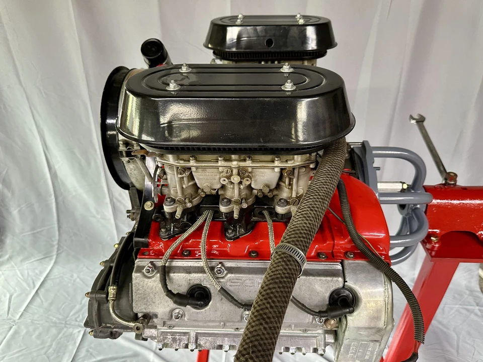 Parts & Memorabilia Engines - Image 19 of 31