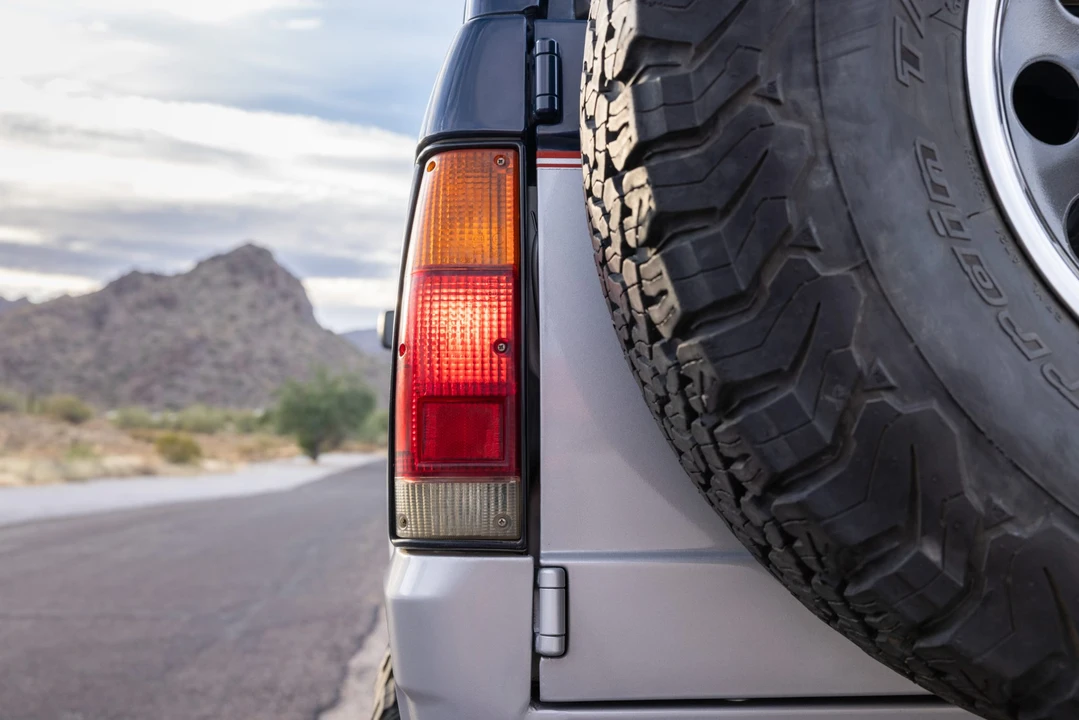 1988 Isuzu Trooper - Image 21 of 31