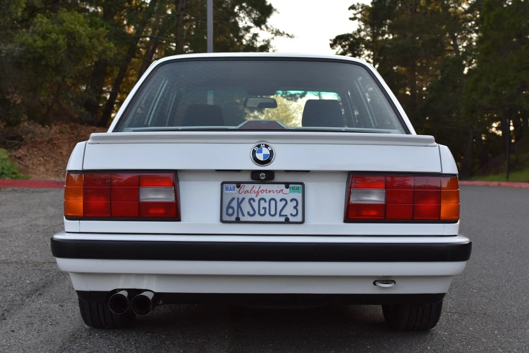 1990 BMW E30 3 Series - Image 16 of 31