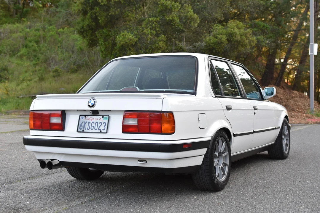 1990 BMW E30 3 Series - Image 11 of 31