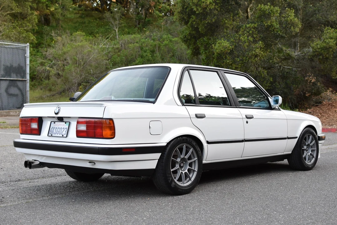1990 BMW E30 3 Series - Image 10 of 31