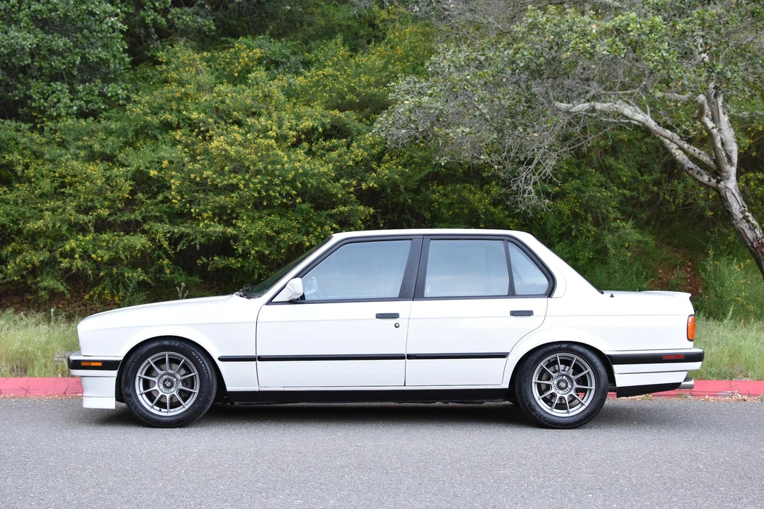 1990 BMW E30 3 Series - Image 21 of 31