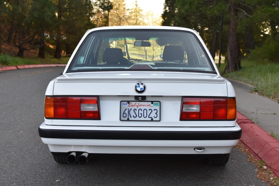 1990 BMW E30 3 Series - Image 15 of 31