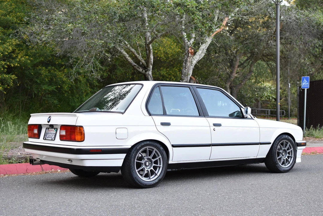 1990 BMW E30 3 Series - Image 9 of 31
