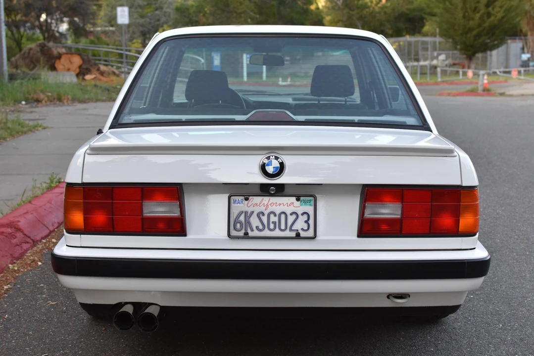 1990 BMW E30 3 Series - Image 13 of 31