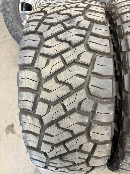 2024 Ford Super Duty 5th Gen - Image 8 of 10