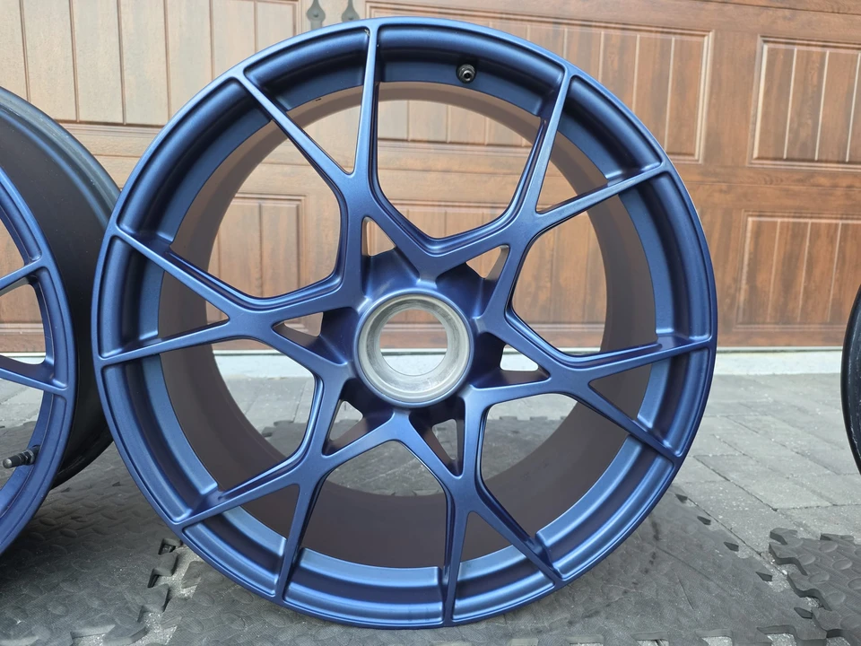 Parts & Memorabilia Porsche Wheels - Image 6 of 26
