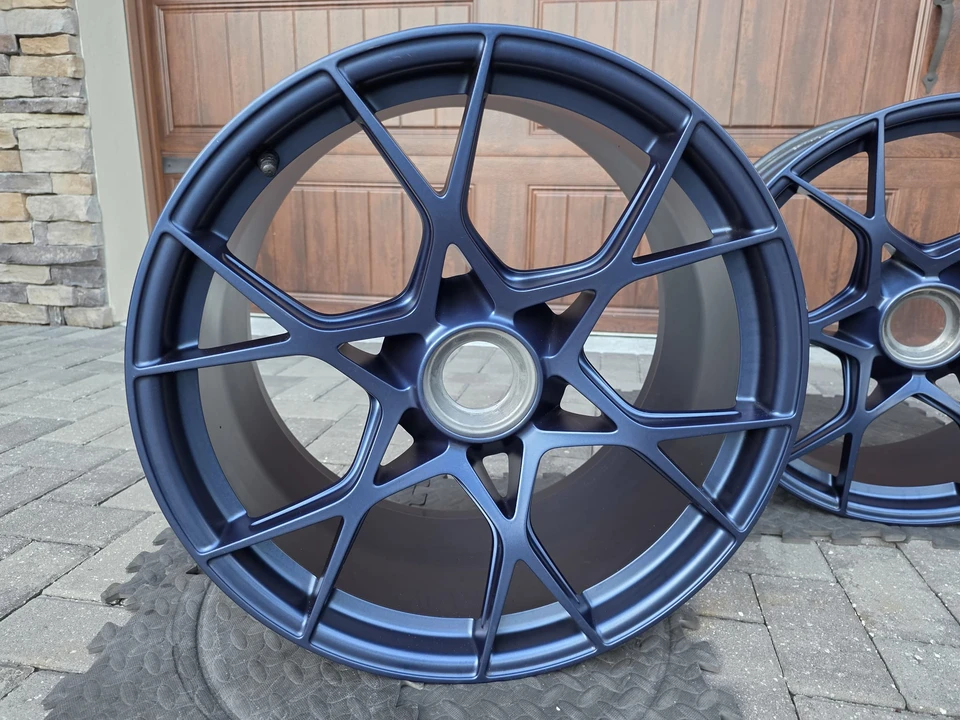 Parts & Memorabilia Porsche Wheels - Image 4 of 26