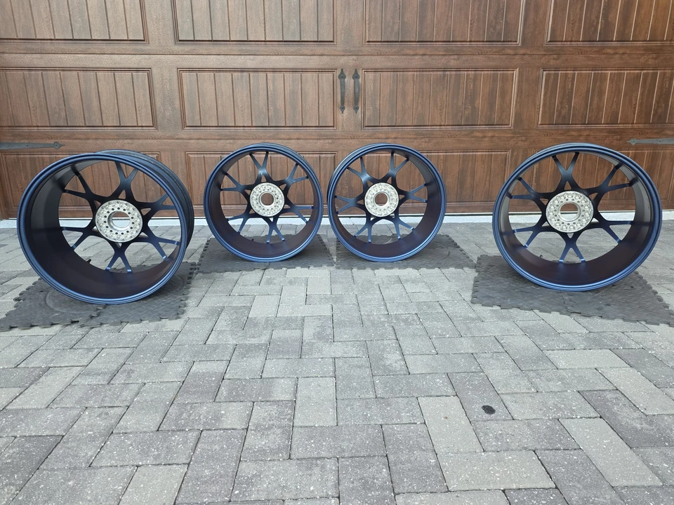 Parts & Memorabilia Porsche Wheels - Image 12 of 26