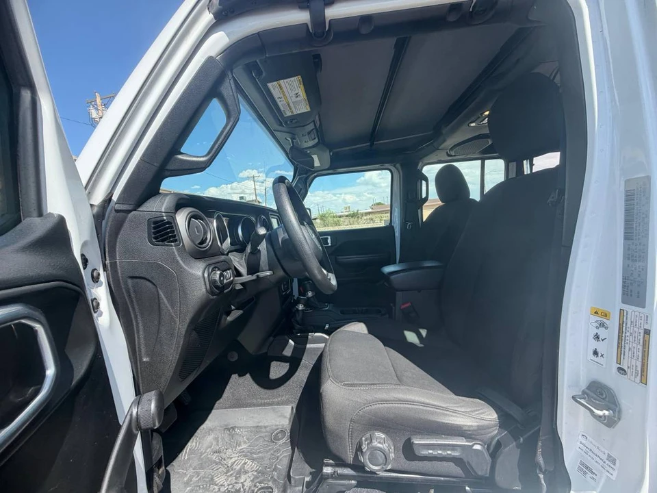 2020 Jeep JL Wrangler - Image 7 of 12