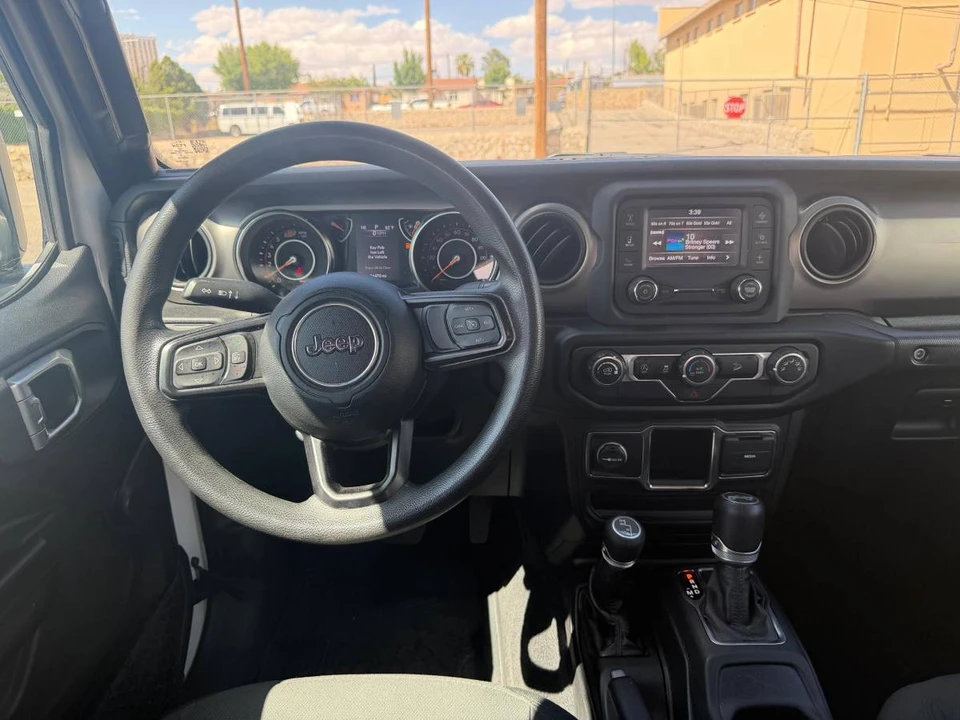 2020 Jeep JL Wrangler - Image 8 of 12