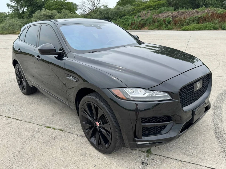 2020 Jaguar F-Pace - Image 23 of 24