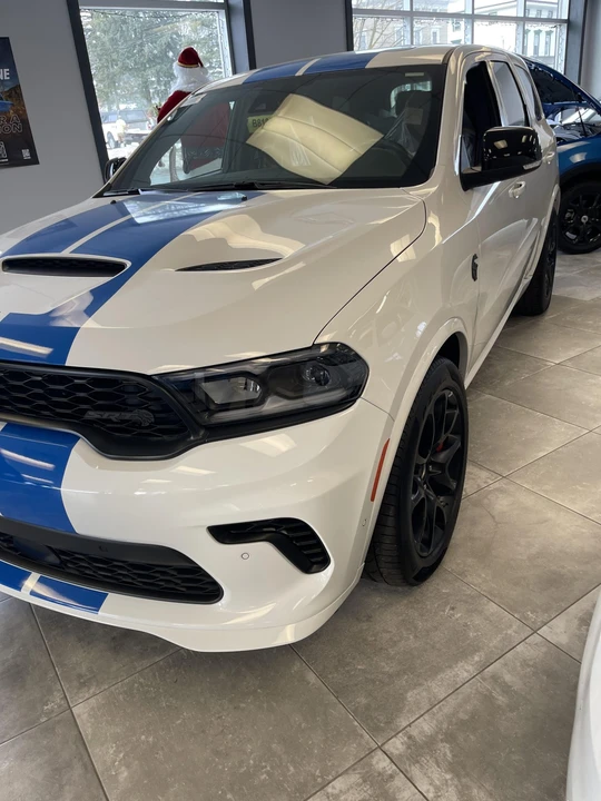 2023 Dodge Durango SRT Hellcat 3rd Gen - Image 13 of 31