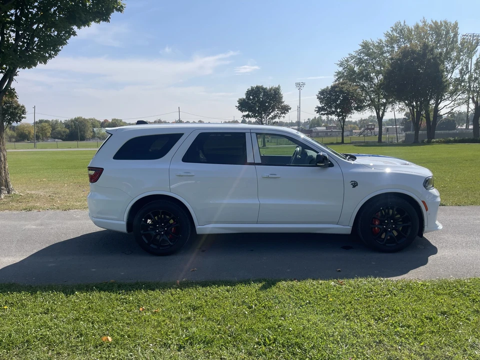 2023 Dodge Durango SRT Hellcat 3rd Gen - Image 4 of 31