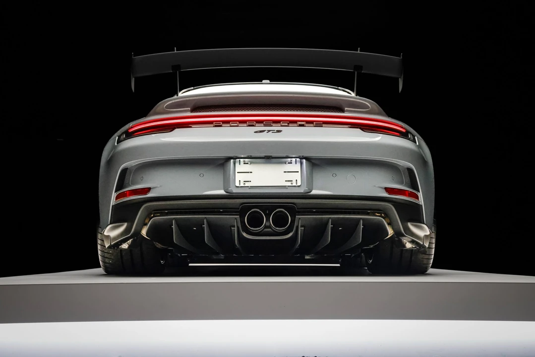 2023 Porsche 992 GT3 - Image 21 of 31