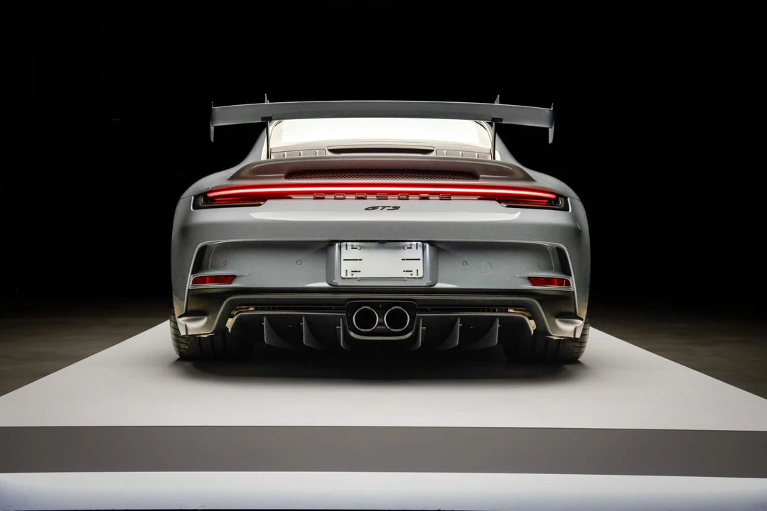 2023 Porsche 992 GT3 - Image 20 of 31