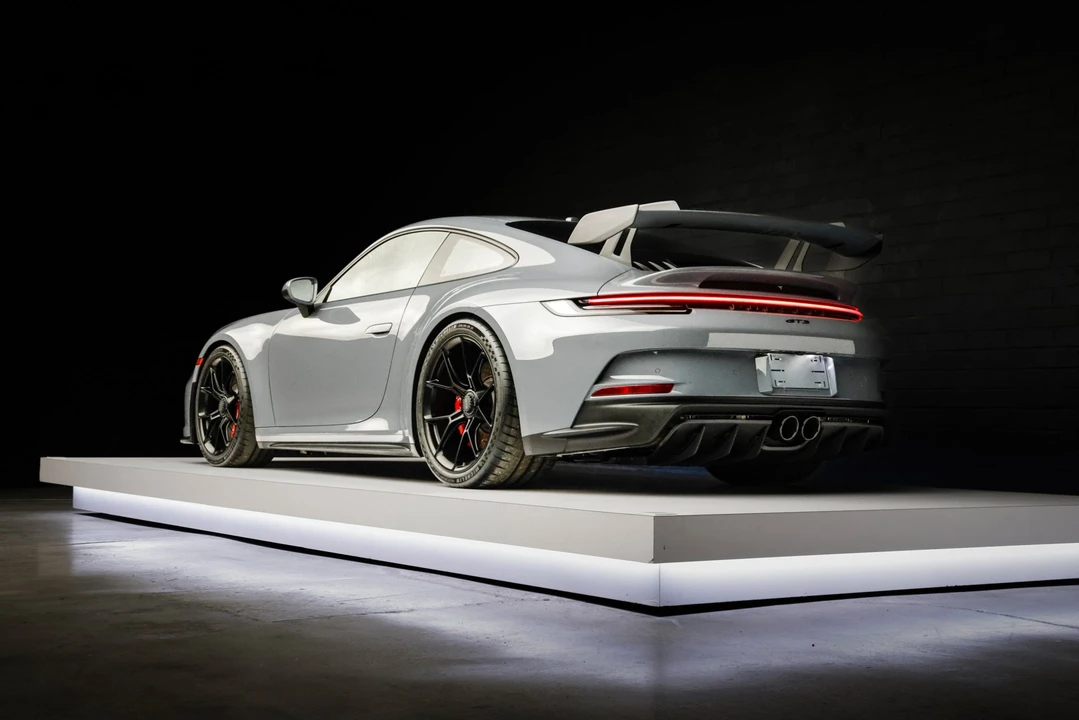 2023 Porsche 992 GT3 - Image 15 of 31