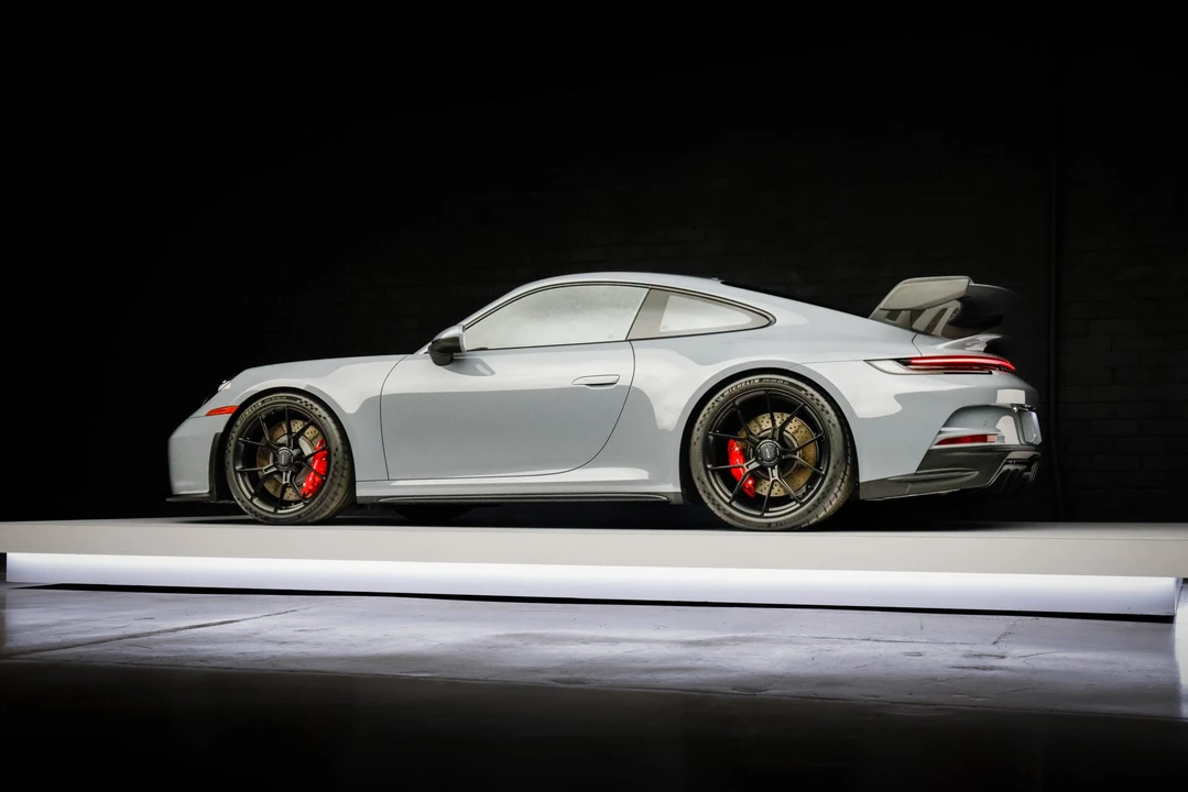 2023 Porsche 992 GT3 - Image 13 of 31