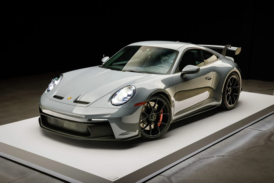2023 Porsche 992 GT3 - Image 5 of 31