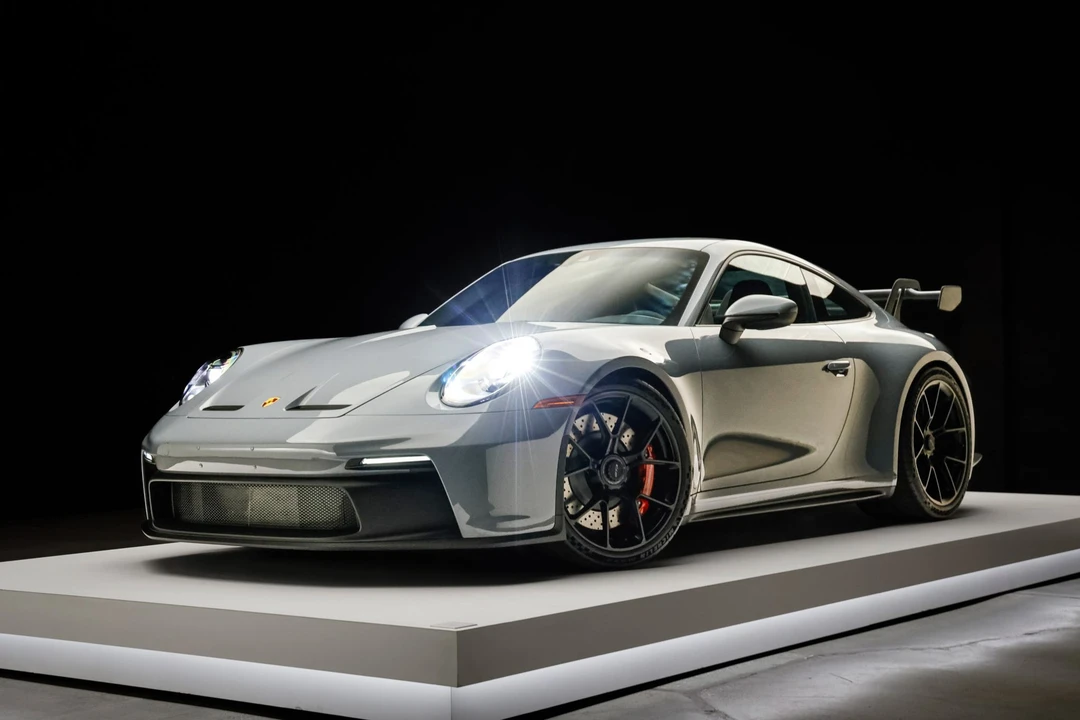 2023 Porsche 992 GT3 - Image 3 of 31