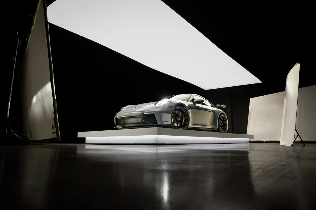 2023 Porsche 992 GT3 - Image 2 of 31