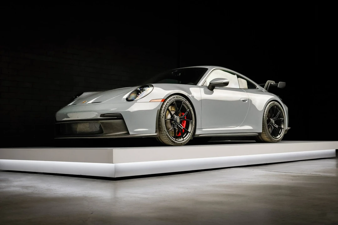 2023 Porsche 992 GT3 - Image 7 of 31