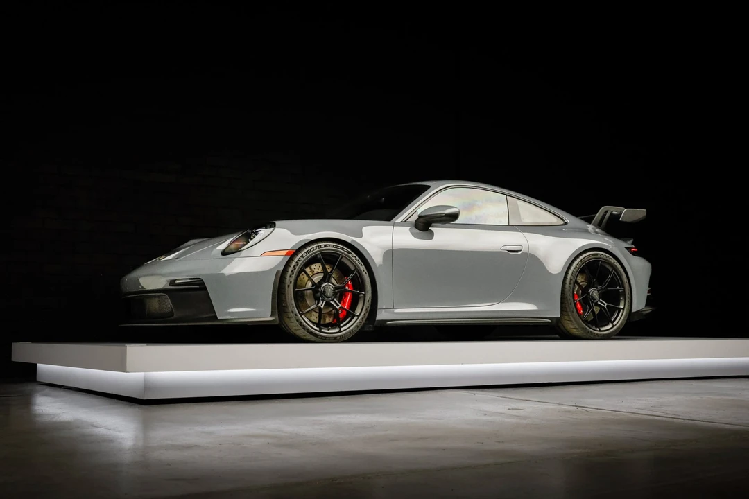 2023 Porsche 992 GT3 - Image 8 of 31