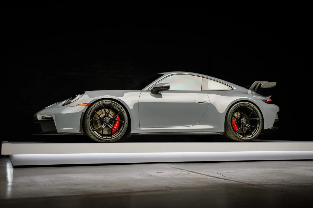 2023 Porsche 992 GT3 - Image 9 of 31