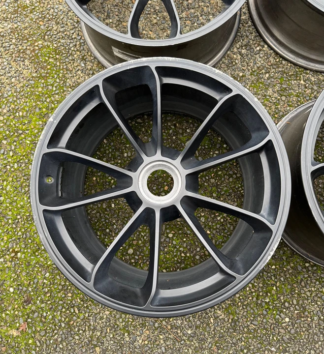 2012 Parts & Memorabilia Porsche Wheels - Image 6 of 12