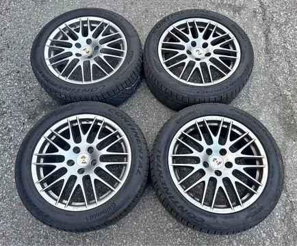 Porsche Cayenne 20 Inch OEM RS Spyder Design Rims with Continental All Season Tires