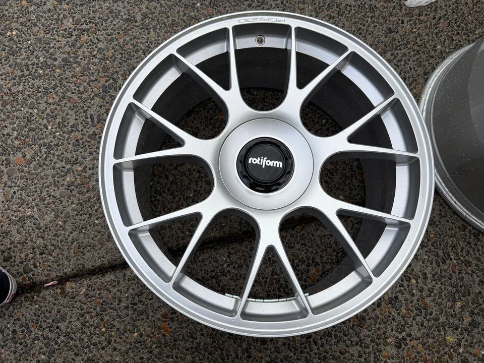 Parts & Memorabilia Other Wheels - Image 7 of 20