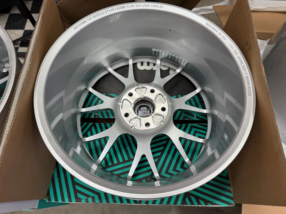 Parts & Memorabilia Other Wheels - Image 17 of 20