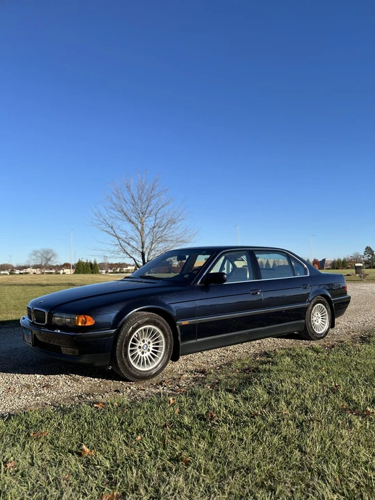 1999 BMW E38 750i & 750iL Sedan - Image 5 of 31