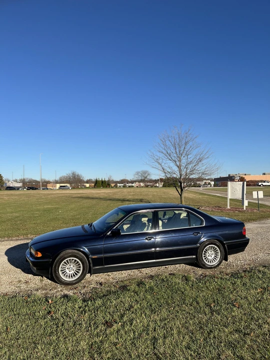 1999 BMW E38 750i & 750iL Sedan - Image 7 of 31
