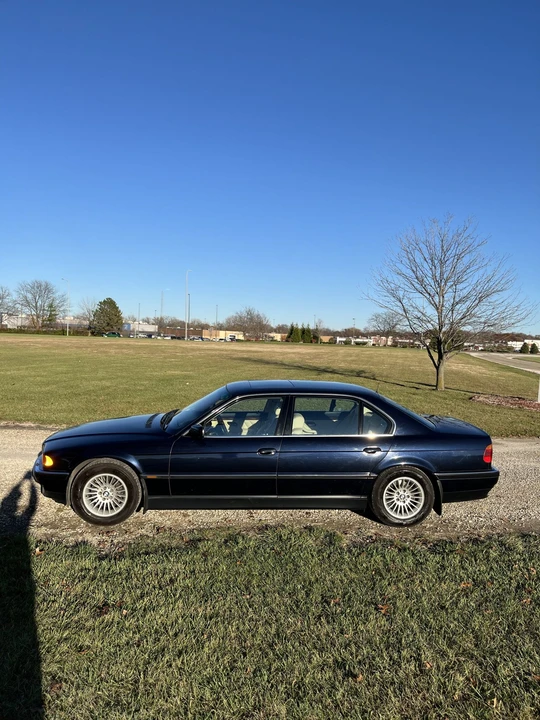 1999 BMW E38 750i & 750iL Sedan - Image 8 of 31