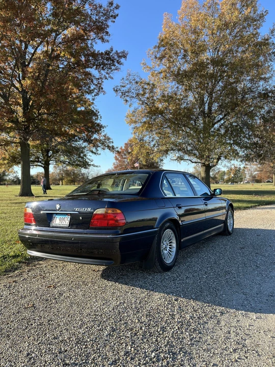 1999 BMW E38 750i & 750iL Sedan - Image 15 of 31