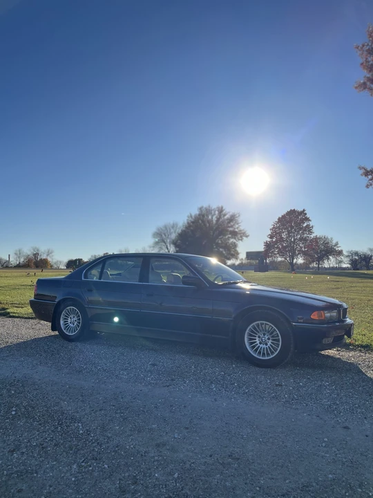 1999 BMW E38 750i & 750iL Sedan - Image 20 of 31