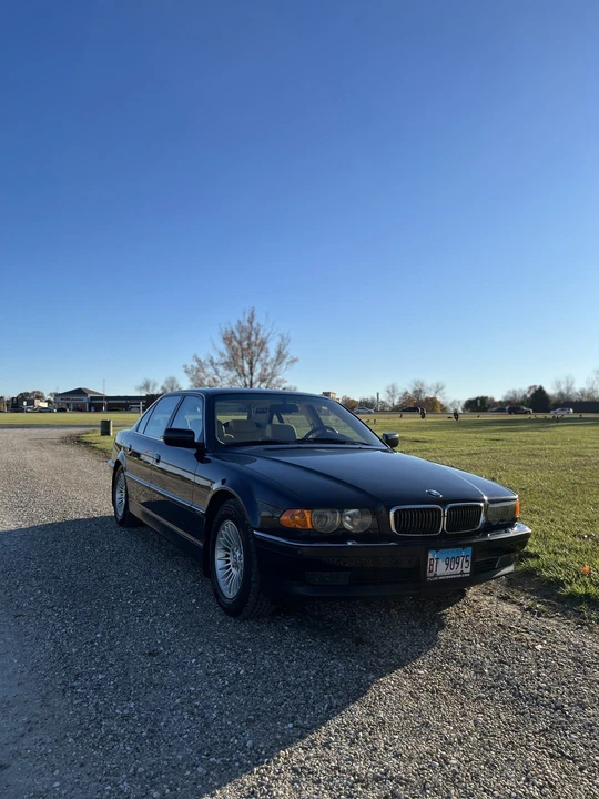 1999 BMW E38 750i & 750iL Sedan - Image 22 of 31