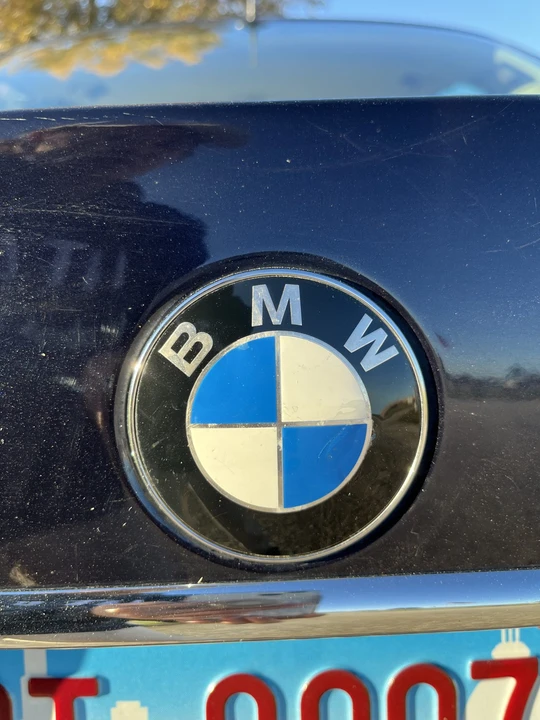 1999 BMW E38 750i & 750iL Sedan - Image 26 of 31