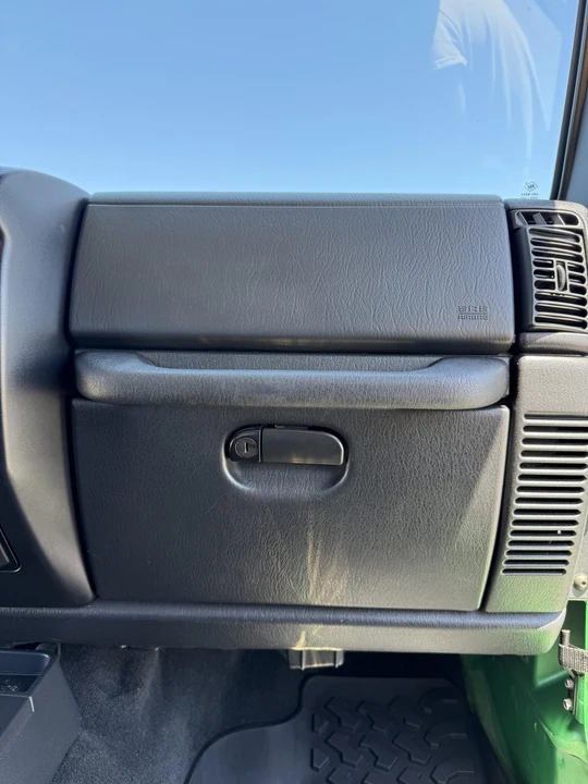 2005 Jeep TJ Wrangler - Image 27 of 31