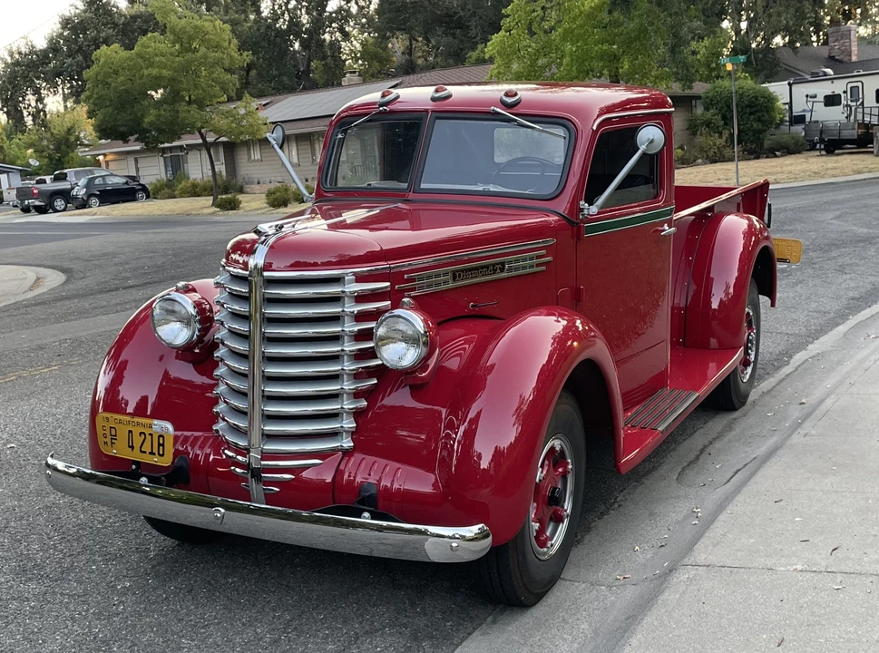1948 Diamond T - Image 2 of 31
