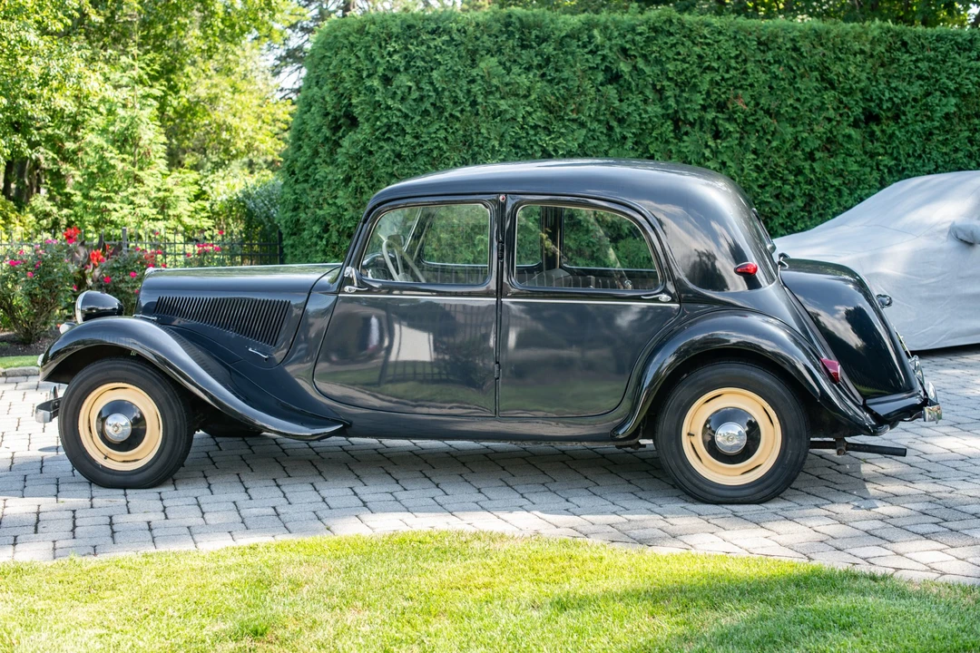 1956 Citroen Traction Avant - Image 7 of 31