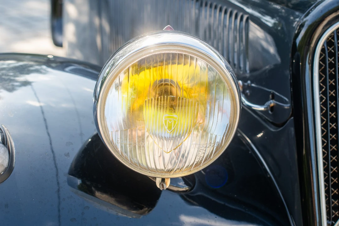 1956 Citroen Traction Avant - Image 11 of 31