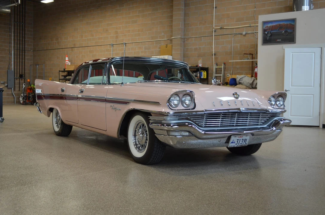1957 Chrysler New Yorker - Image 16 of 31