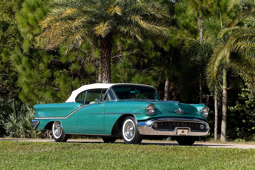 1957 Oldsmobile 98 - Image 20 of 31