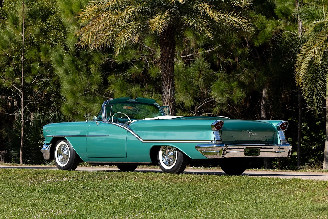 1957 Oldsmobile 98 - Image 9 of 31