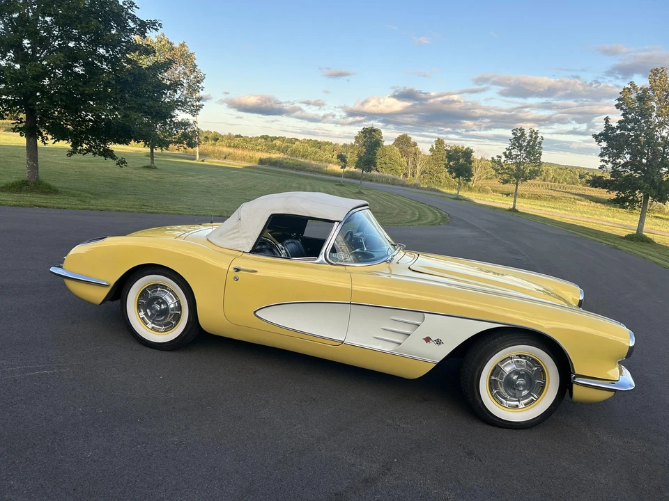 1960 Chevrolet Corvette C1 - Image 12 of 31