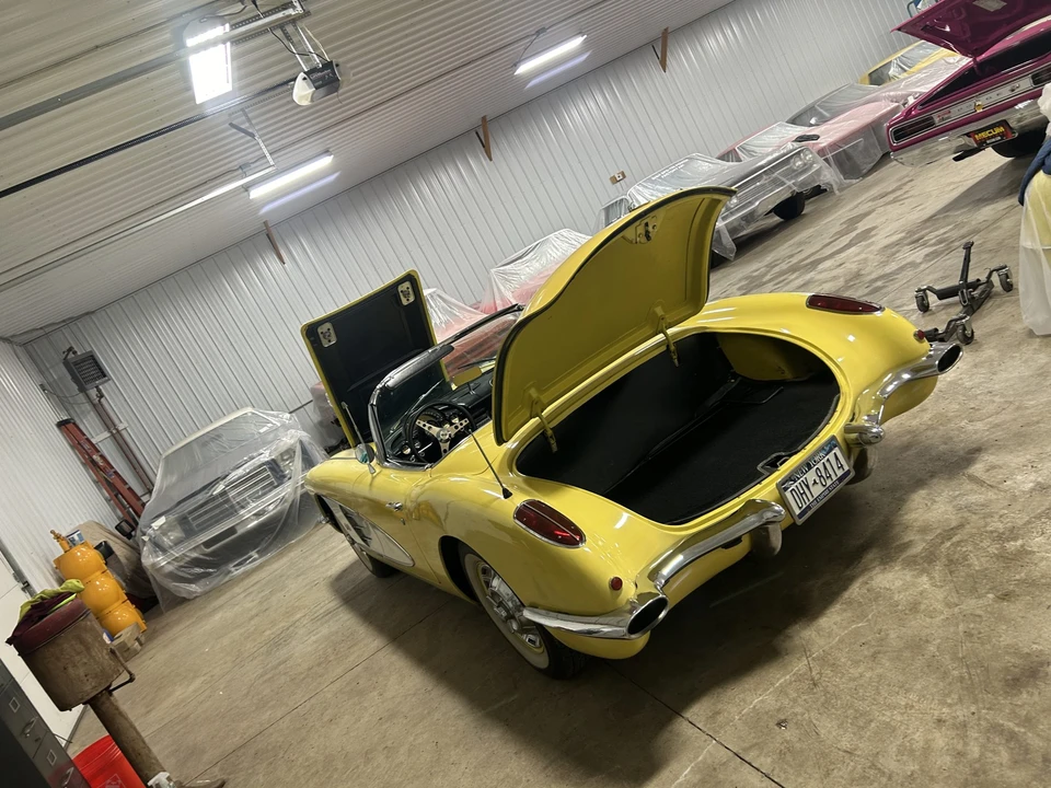 1960 Chevrolet Corvette C1 - Image 28 of 31