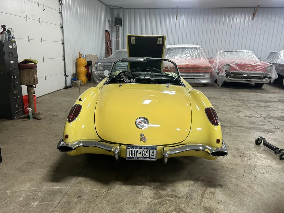 1960 Chevrolet Corvette C1 - Image 27 of 31